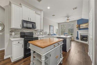 OPEN 1-3 PM SUNDAY FEBRUARY 15 ----- UPDATED GEM IN HERITAGE on Heritage Ranch Golf and Country Club in Texas - for sale on GolfHomes.com, golf home, golf lot