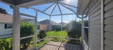 MOVE IN READY - UPGRADED - TURNKEY -GOLF CART INCLUDED- NO BOND on The Links of Spruce Creek in Florida - for sale on GolfHomes.com, golf home, golf lot