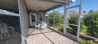 MOVE IN READY - UPGRADED - TURNKEY -GOLF CART INCLUDED- NO BOND on The Links of Spruce Creek in Florida - for sale on GolfHomes.com, golf home, golf lot