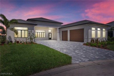 HOME AVAILABLE FOR IMMEDIATE MOVE IN! - NEW CONSTRUCTION! Luxury on River Hall Country Club in Florida - for sale on GolfHomes.com, golf home, golf lot