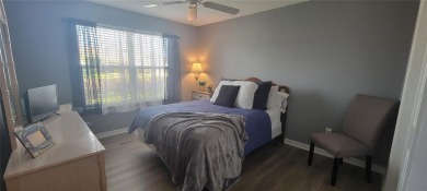 MOVE IN READY - UPGRADED - TURNKEY -GOLF CART INCLUDED- NO BOND on The Links of Spruce Creek in Florida - for sale on GolfHomes.com, golf home, golf lot