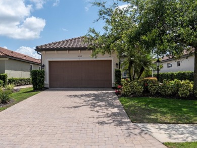 One or more photo(s) has been virtually staged. MAINTENANCE on Esplanade Golf and Country at Lakewood Ranch in Florida - for sale on GolfHomes.com, golf home, golf lot