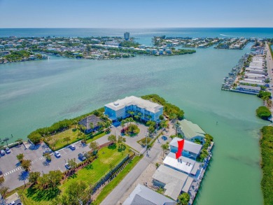 A sought-after opportunity to own a single-family home in Key on Key Colony Beach Golf Course in Florida - for sale on GolfHomes.com, golf home, golf lot