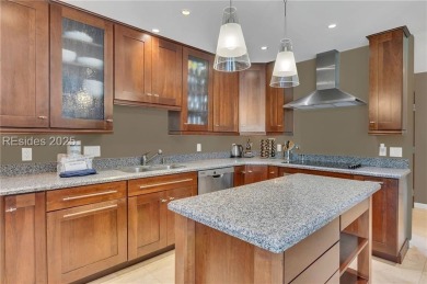 Stunning 3 Bedroom, 3 Bath Villa with Spectacular Harbor Town on Harbour Town Golf Links in South Carolina - for sale on GolfHomes.com, golf home, golf lot