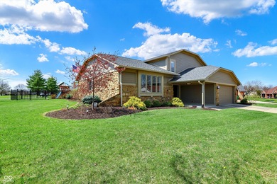 OPEN HOUSE on Sunday, October 26 from 12 - 2!!!  Welcome to the on Dyes Walk Golf Course in Indiana - for sale on GolfHomes.com, golf home, golf lot