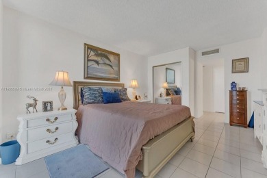 Beautiful 1 Bedroom, 1.5 Bathroom Aventura Condo with Gorgeous on Turnberry Isle Resort and Club in Florida - for sale on GolfHomes.com, golf home, golf lot