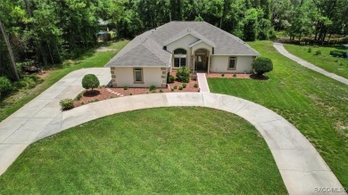 Beautifully decorated Citrus Springs Pool home with 3 bedrooms on Citrus Springs Country Club in Florida - for sale on GolfHomes.com, golf home, golf lot