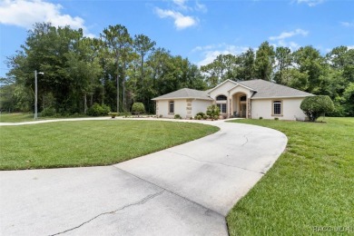 Beautifully decorated Citrus Springs Pool home with 3 bedrooms on Citrus Springs Country Club in Florida - for sale on GolfHomes.com, golf home, golf lot