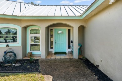 Charming 3-bedroom, 2-Bath home located on a peaceful cul-de-sac on Rockport Country Club in Texas - for sale on GolfHomes.com, golf home, golf lot
