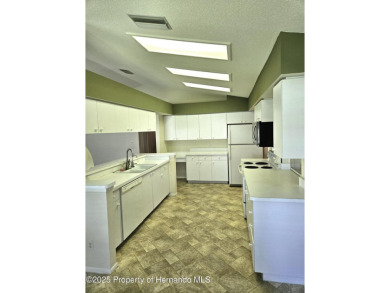 Timber Pines Split-plan 2 Bedroom 2 Full Bathrooms, 2 car Garage on Timber Pines Golf Course in Florida - for sale on GolfHomes.com, golf home, golf lot