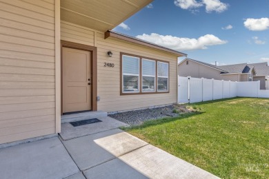Quality built 3/2 with oversized 2 car garage and RV PARKING on on Scotch Pines Golf Course in Idaho - for sale on GolfHomes.com, golf home, golf lot