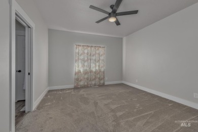 Quality built 3/2 with oversized 2 car garage and RV PARKING on on Scotch Pines Golf Course in Idaho - for sale on GolfHomes.com, golf home, golf lot