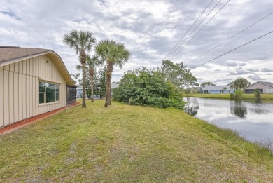 This Pelican Bay Golf Community residence, features a spacious 3 on The Club At Pelican Bay - North Course in Florida - for sale on GolfHomes.com, golf home, golf lot