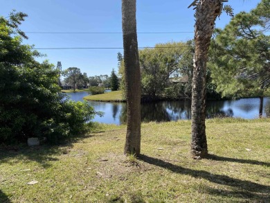 This Pelican Bay Golf Community residence, features a spacious 3 on The Club At Pelican Bay - North Course in Florida - for sale on GolfHomes.com, golf home, golf lot