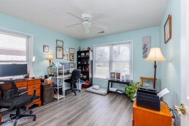 SCHEDULE YOUR SHOWING!!! COZY AND SERENE WITH THE ABILITY FOR on Harbour Point Golf Club in North Carolina - for sale on GolfHomes.com, golf home, golf lot