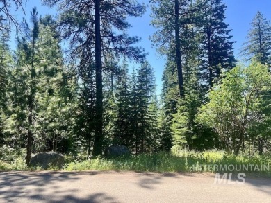 Beautiful timbered lot in exquisite Aspen Ridge. Mountain views on McCall Municipal Golf Course in Idaho - for sale on GolfHomes.com, golf home, golf lot