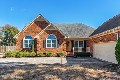 Welcome to 912 Rivage Promenade, a beautifully maintained on Beau Rivage Golf and Resort in North Carolina - for sale on GolfHomes.com, golf home, golf lot