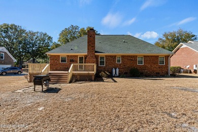 Welcome to 912 Rivage Promenade, a beautifully maintained on Beau Rivage Golf and Resort in North Carolina - for sale on GolfHomes.com, golf home, golf lot