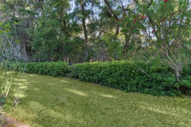~NEW ROOF APR 2025~ ~NO HOMES BEHIND~ ~PREMIUM LOT~ on The Links of Spruce Creek in Florida - for sale on GolfHomes.com, golf home, golf lot