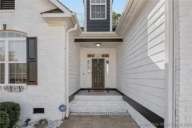 Come see this beautifully maintained home tucked away on a quiet on Kings Grant Golf and Country Club in North Carolina - for sale on GolfHomes.com, golf home, golf lot