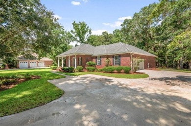 Welcome to this beautifully maintained 3-bedroom, 2-bathroom on Oak Grove Island Golf and Country Club in Georgia - for sale on GolfHomes.com, golf home, golf lot