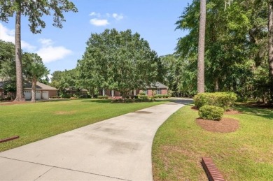 Welcome to this beautifully maintained 3-bedroom, 2-bathroom on Oak Grove Island Golf and Country Club in Georgia - for sale on GolfHomes.com, golf home, golf lot