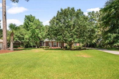 Welcome to this beautifully maintained 3-bedroom, 2-bathroom on Oak Grove Island Golf and Country Club in Georgia - for sale on GolfHomes.com, golf home, golf lot