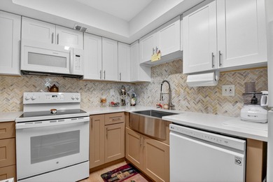 Beautifully renovated first floor condo featuring complete on The President Country Club in Florida - for sale on GolfHomes.com, golf home, golf lot