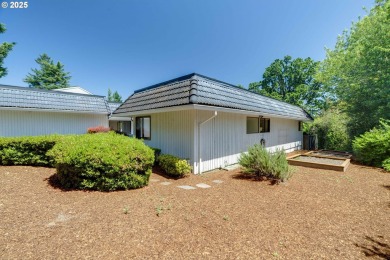 Mid-Century Cool Meets Lake Oswego Ease! Tucked into a quiet on Lake Oswego Municipal Golf Course in Oregon - for sale on GolfHomes.com, golf home, golf lot