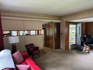 Nice Mobile Home In Country Club Estates. Home offers covered on The University Club of Connecticut in Connecticut - for sale on GolfHomes.com, golf home, golf lot