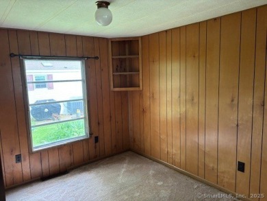 Nice Mobile Home In Country Club Estates. Home offers covered on The University Club of Connecticut in Connecticut - for sale on GolfHomes.com, golf home, golf lot