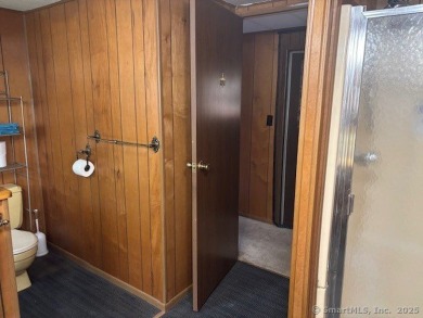 Nice Mobile Home In Country Club Estates. Home offers covered on The University Club of Connecticut in Connecticut - for sale on GolfHomes.com, golf home, golf lot