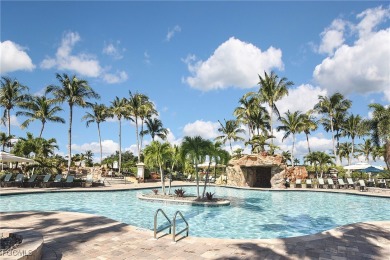FULL GOLF MEMBERSHIP! Lake front pool home in the Legends Golf & on Legends Golf and Country Club in Florida - for sale on GolfHomes.com, golf home, golf lot