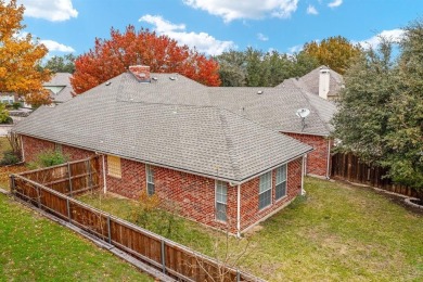 Beautifully and thoughtfully renovated! Move in ready single on The Shores Country Club in Texas - for sale on GolfHomes.com, golf home, golf lot