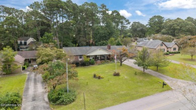 Spacious 3-Bedroom Home in Amenity-Rich River Bend - $15K Buyer on River Bend Golf and Country Club in North Carolina - for sale on GolfHomes.com, golf home, golf lot
