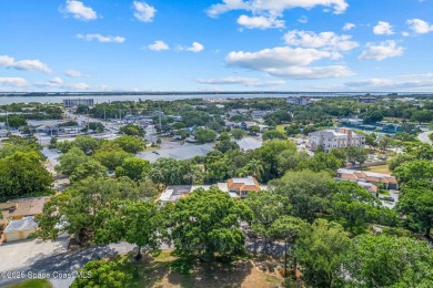 Beautiful end-unit townhome in a prime Suntree location offering on Suntree Country Club in Florida - for sale on GolfHomes.com, golf home, golf lot
