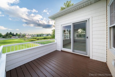 Beautiful end unit condo in The Links of Rolling Meadows! on The Links At Rolling Meadows in Michigan - for sale on GolfHomes.com, golf home, golf lot