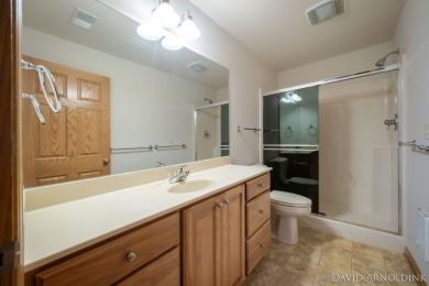Beautiful end unit condo in The Links of Rolling Meadows! on The Links At Rolling Meadows in Michigan - for sale on GolfHomes.com, golf home, golf lot