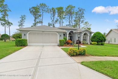 Exquisite Golf Course Living in Heritage Pines - Pasco County's on Heritage Pines Country Club in Florida - for sale on GolfHomes.com, golf home, golf lot