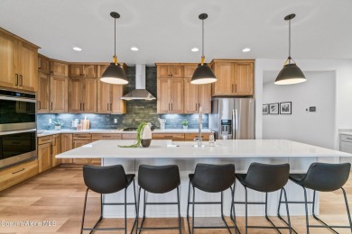The Magnolia offers a spacious layout with 3598 sqft, 5 bedroom on Prairie Falls Golf Club in Idaho - for sale on GolfHomes.com, golf home, golf lot