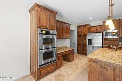 PRICE IMPROVEMENT ALERT- 110 Crestwood Estates 5-Bedroom Stunner on Crestwood Country Club in Kansas - for sale on GolfHomes.com, golf home, golf lot