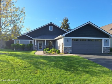 Immaculate 3bed/2bath home on the 12th fairway of the Stoneridge on Stoneridge Golf Club in Idaho - for sale on GolfHomes.com, golf home, golf lot