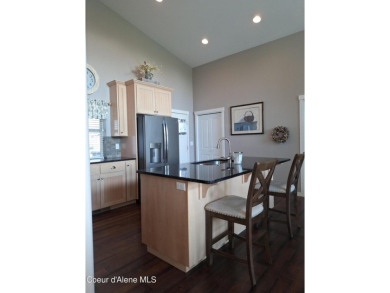 Immaculate 3bed/2bath home on the 12th fairway of the Stoneridge on Stoneridge Golf Club in Idaho - for sale on GolfHomes.com, golf home, golf lot