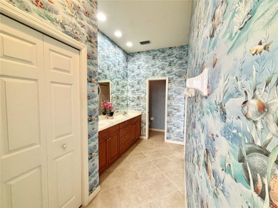 LOWEST-PRICED, UPGRADED, LARGER END-UNIT currently on the market on Bobcat Trail Golf Club in Florida - for sale on GolfHomes.com, golf home, golf lot