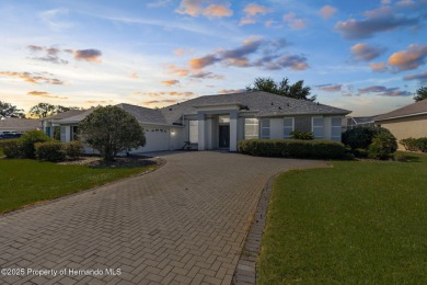 BEAUTIFUL MOVE IN READY POOL HOME in Glen Lakes with ***LOADS OF on Glen Lakes Country Club in Florida - for sale on GolfHomes.com, golf home, golf lot