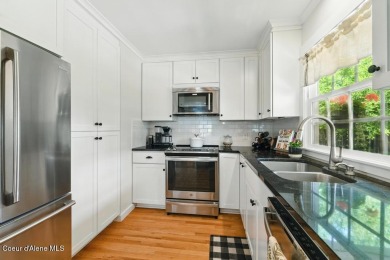 Beautifully updated Cape Cod style home just steps from Manito on Manito Golf and Country Club in Washington - for sale on GolfHomes.com, golf home, golf lot