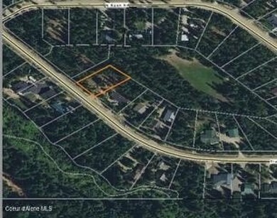 Nice level lot in Marvin Estates, close to shopping, golf course on Priest Lake Golf and Tennis Club in Idaho - for sale on GolfHomes.com, golf home, golf lot