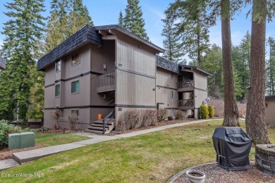 Beautiful Twin Lakes Golf Course condo featuring 2 bedrooms and on Twin Lakes Village Golf Course in Idaho - for sale on GolfHomes.com, golf home, golf lot