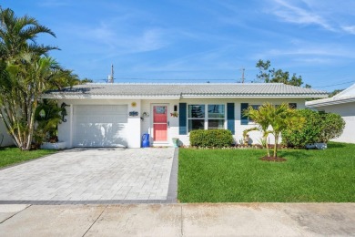 Welcome to your dream home in the Mainlands of Tamarac by the on Mainlands Golf Club in Florida - for sale on GolfHomes.com, golf home, golf lot