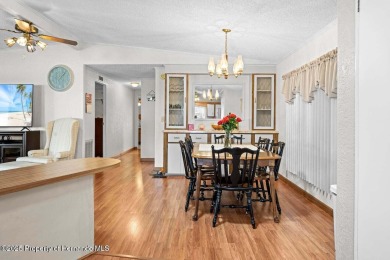 Welcome home to this very unique two bedroom, two bathroom home on Brookridge Country Club in Florida - for sale on GolfHomes.com, golf home, golf lot